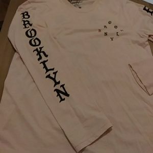 Brooklyn light pink light weight t-shirt